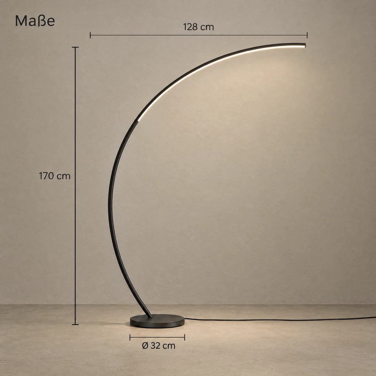 Maße der Aluna Bogenleuchte in Schwarz: 170 cm Höhe, 128 cm Ausladung, Fuß Ø 32 cm